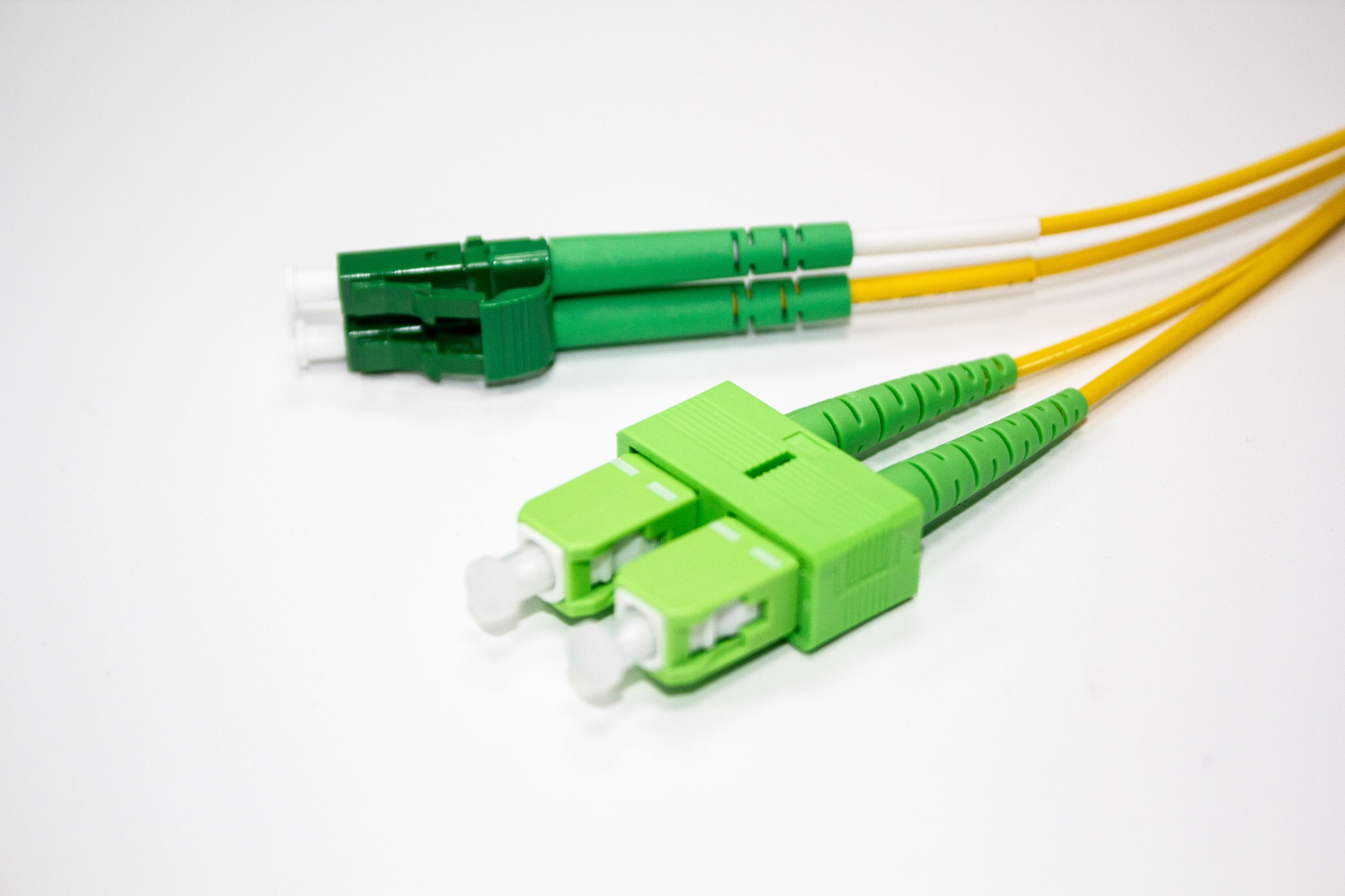 Duplex Single‑Mode Fiber Optic Patch Cable (DX, OS2, 9/125 μm